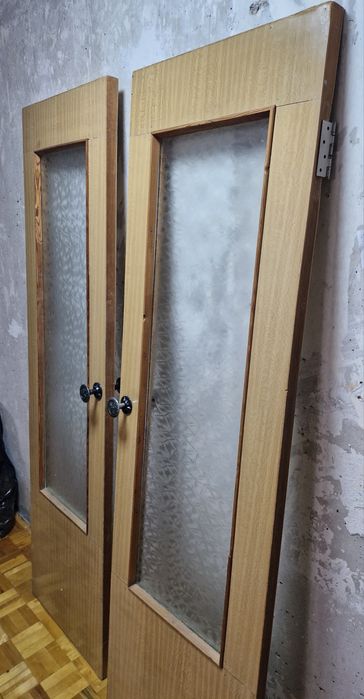 Продам двери, распашные, 2шт