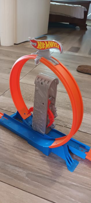 Set de joaca Hot Wheels Action Pista masini Mega Rally