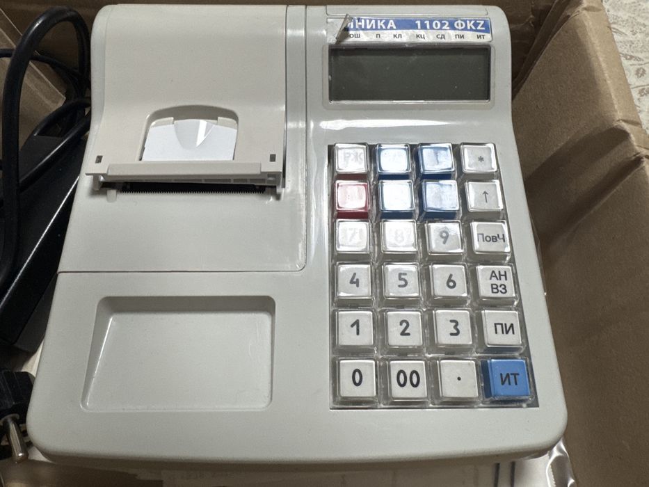 Продам кассовый аппарат Миника 1102