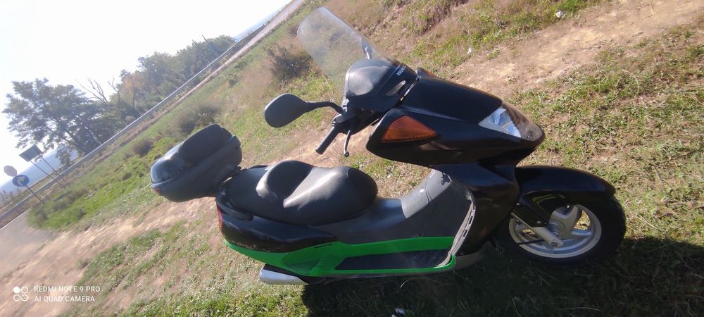 Honda scuter 250 ccm