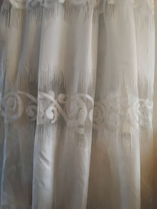 Продам тюль для окна