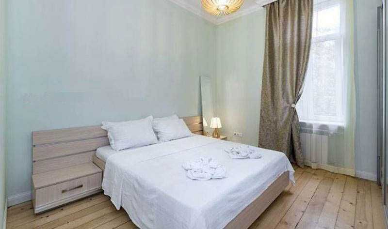 Дава се под наем Четиристаен апартамент в София, Център - 120 кв.м за 1020 € - Снимка #5