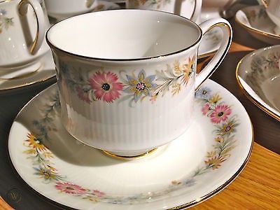 Royal Albert,Paragon,”Belinda”