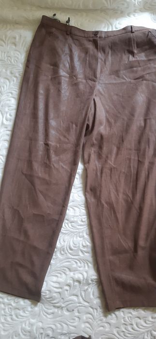 Нови големи панталони