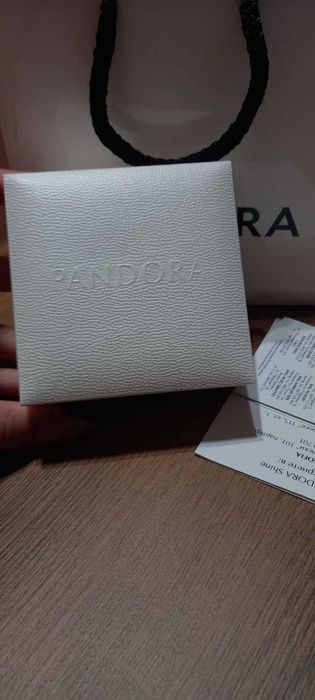 Гривна на Пандора