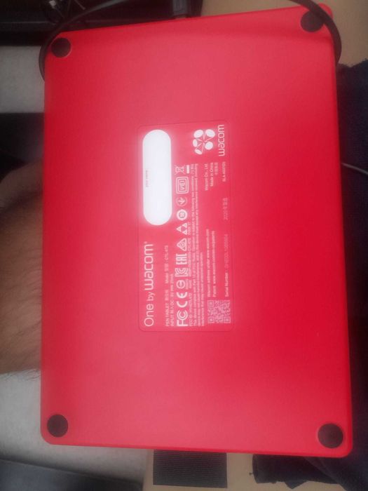 Tableta grafică One by Wacom Small (Model CTL-472)