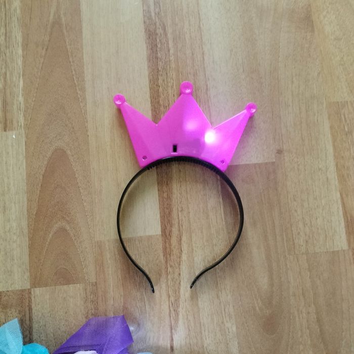 Fustiță cu luminițe curcubeu