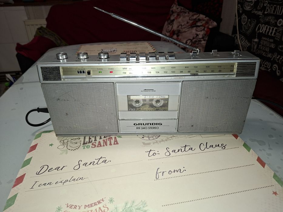 Radiocasetofon Stereo Grundig RR 340, perfect funcțional