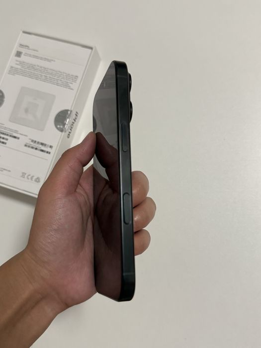 iPhone 16 Pro 256 GB Black Titanium