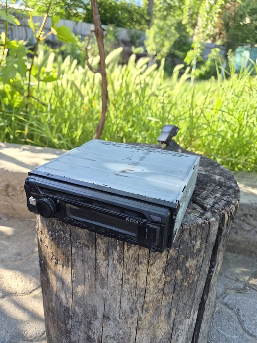 Автомагнитола Sony cdx-G100U