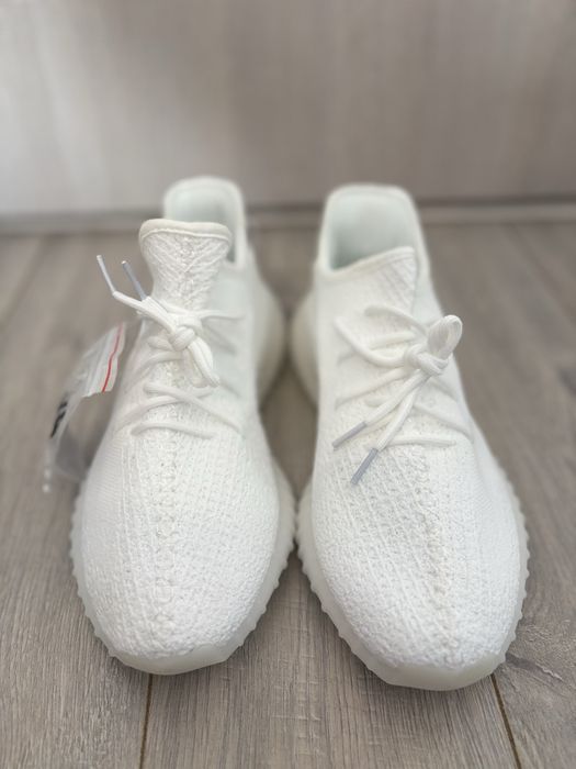 Yeezy 350 cream white