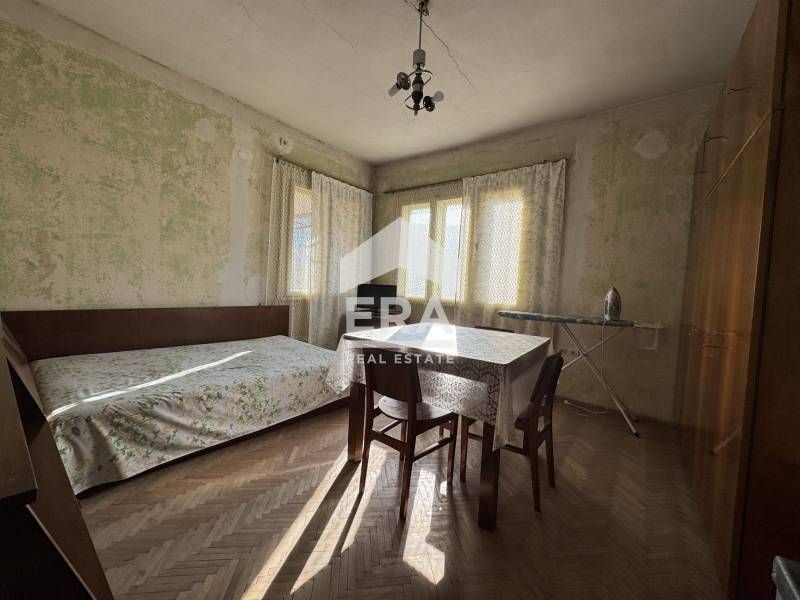 Продава се Етаж от къща в Силистра, Център - 138 кв.м за 473 €/кв.м - Снимка #3