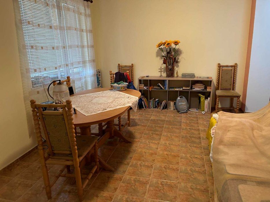 Продава се Къща в Долни чифлик - 300 кв.м за 317 €/кв.м - Снимка #13