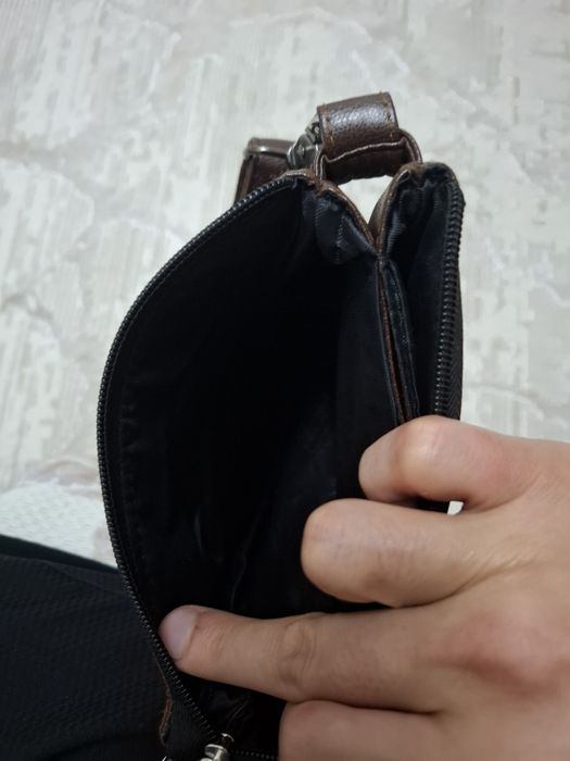 Продам барсетку в отличном качестве