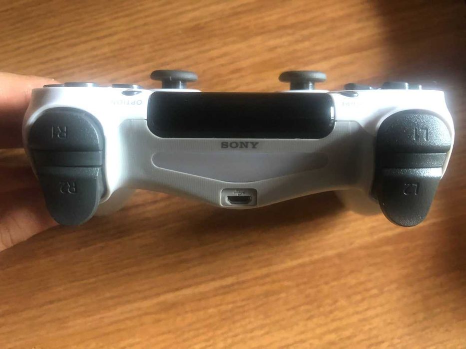 PS4 Joystick (DualShock 4)