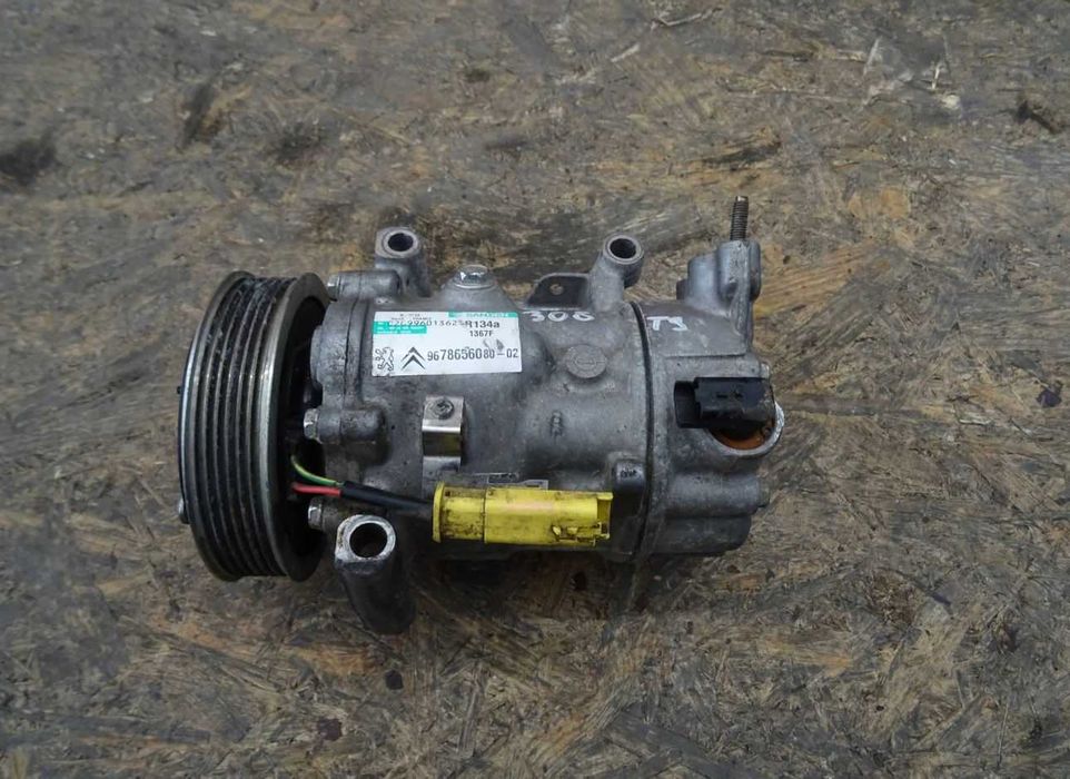 Compresor AC Peugeot 207 1.6 hdi cod 9678656080