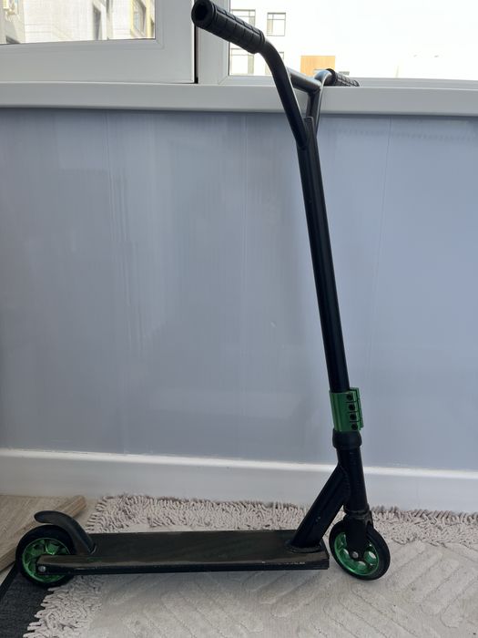 Самокат  трюковый