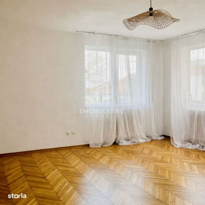 Apartament 180 mp Garaj si curte proprie | Andrei Muresanu