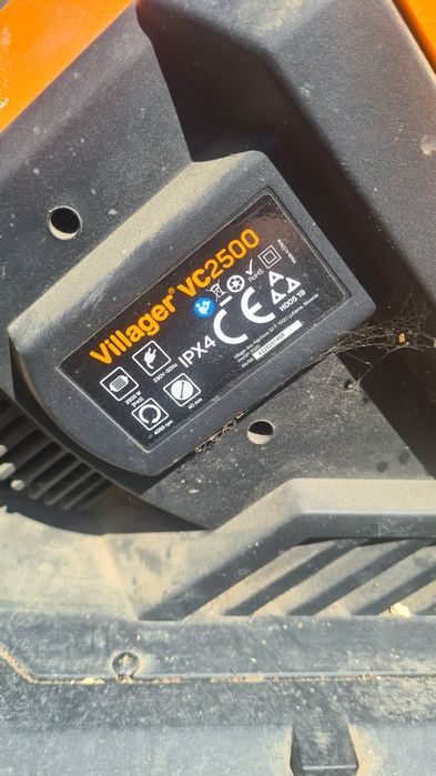 Tocator crengi Villager 2500 w