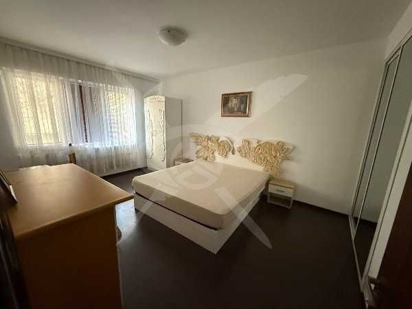 Дава се под наем Тристаен апартамент в Пловдив, Център - 65 кв.м за 498.27 € - Снимка #2