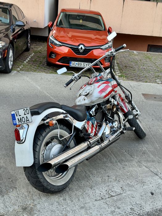Yamaha Dragstar 650 custom chopper