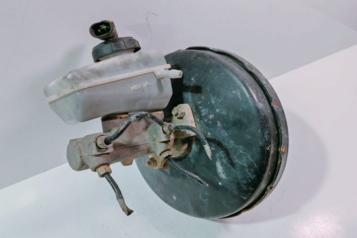 Tulumba Frana   cu pompa servofrana Dacia Logan prima generatie