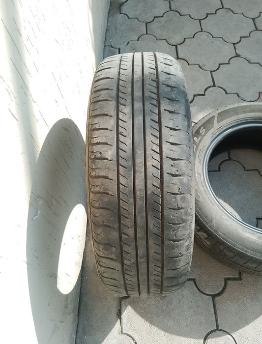 Покрышки на легковой автомобиль