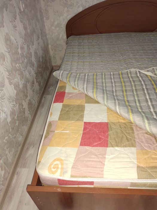 Продам кровать двуспальная
