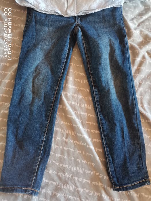 Подарявам риза с дънки