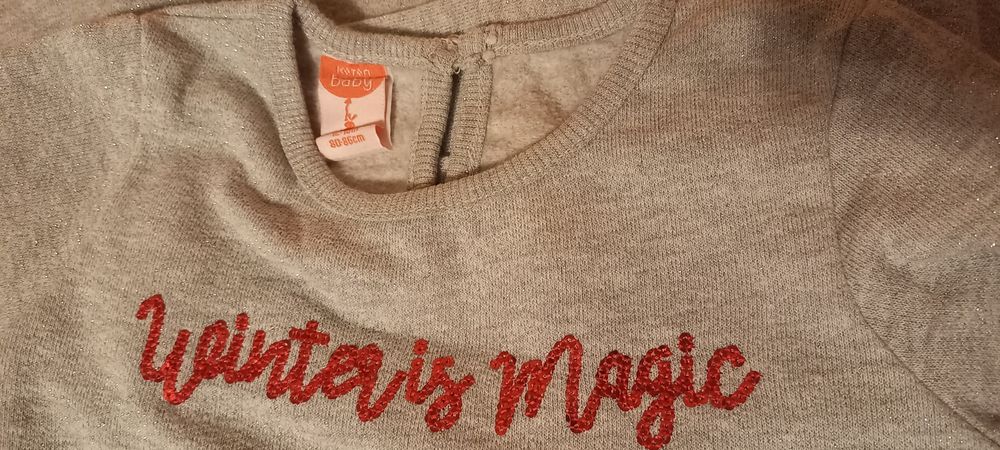 Две коледни роклички различни размери