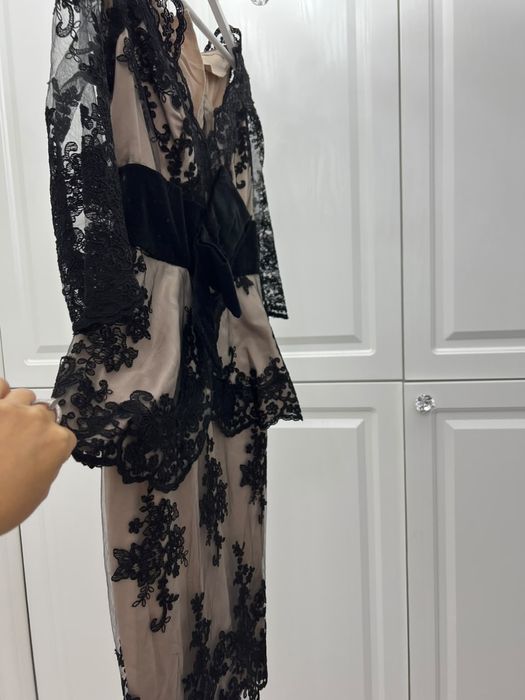 Vand rochie dantela