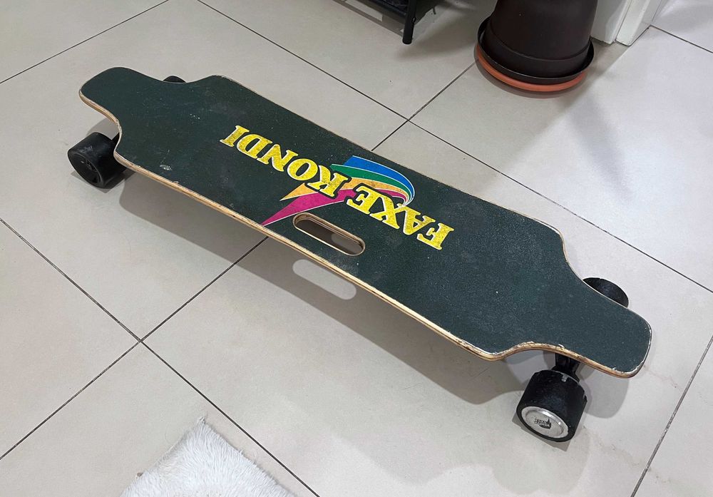 Skateboard electric mare 90cm 2 motoare fara telecomanda si incarcator