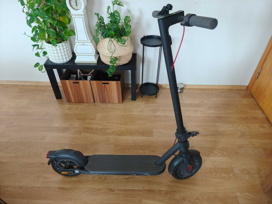 Trotineta Xiaomi Scooter 4