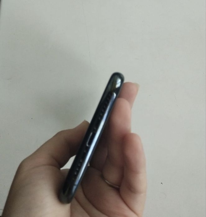 Продам iPhone 11 Pro Max
