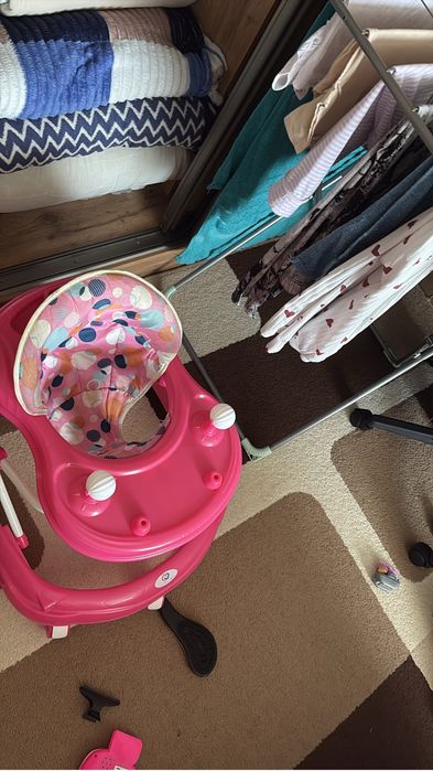 Продам ходунки детские