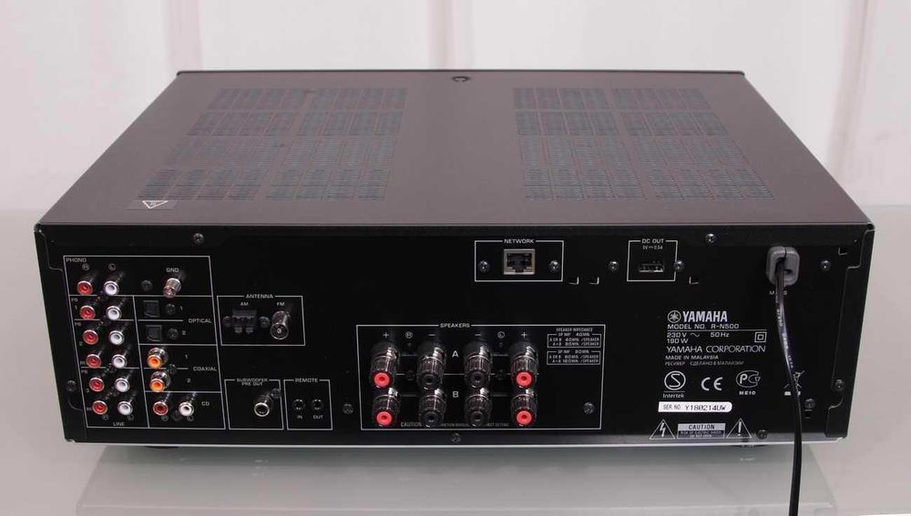 Yamaha R-N500 - качествен Network ресивър с Dac, USB, Bluetooth