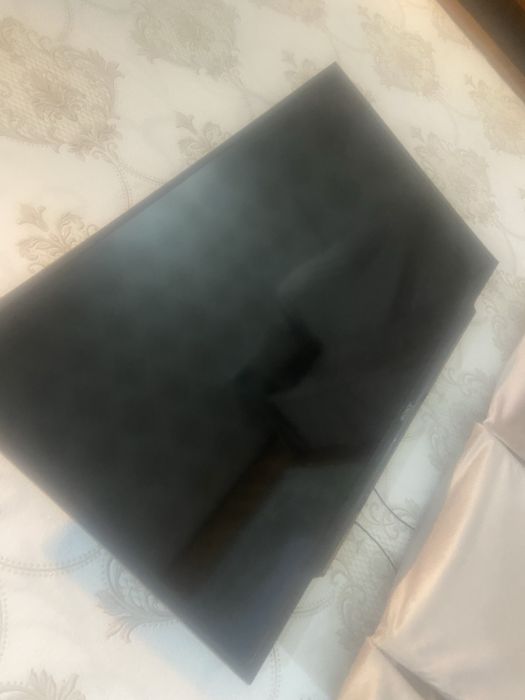 Продам телевизор Сони на запчасти