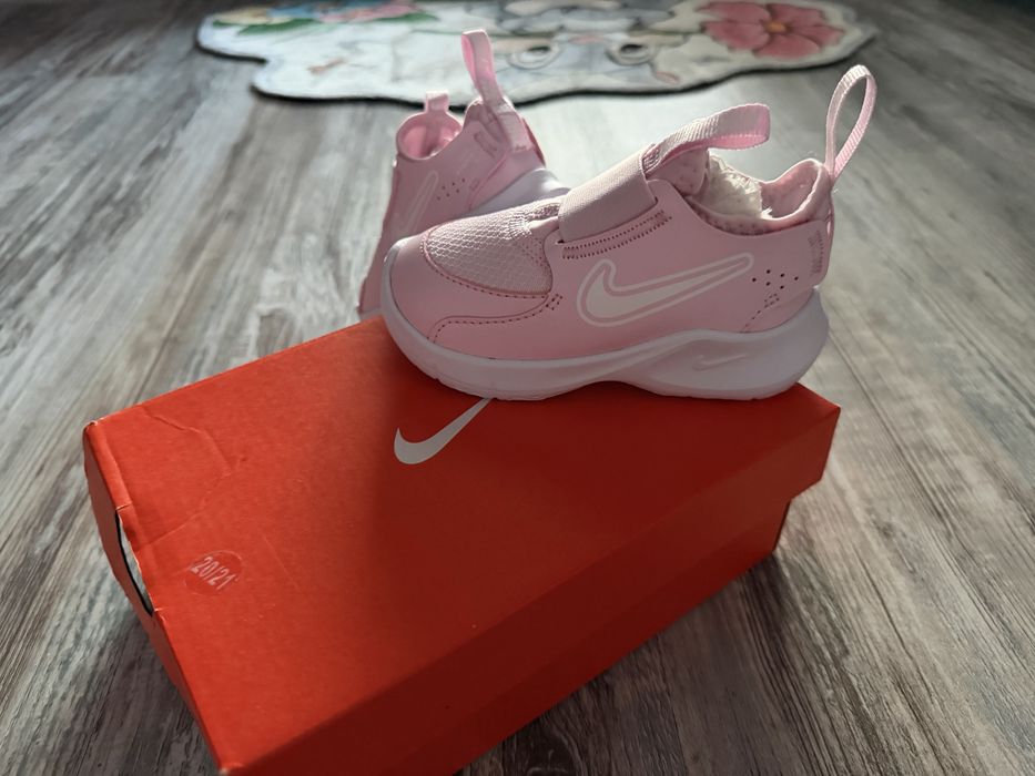 Детски обувки Zara 22-23 номер, маратонки Nike 22 номер