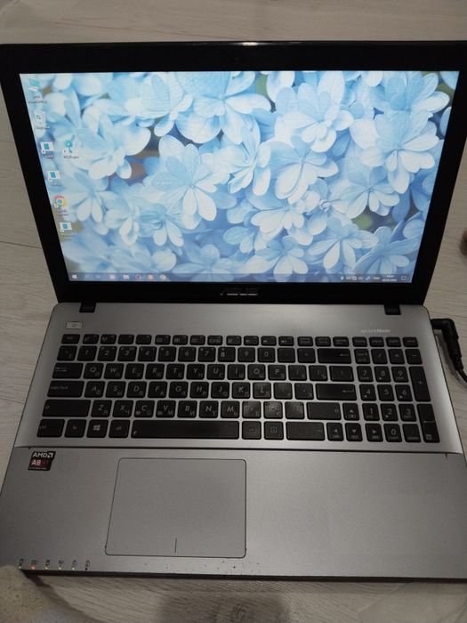 Продам ноутбук серии ASUS X550