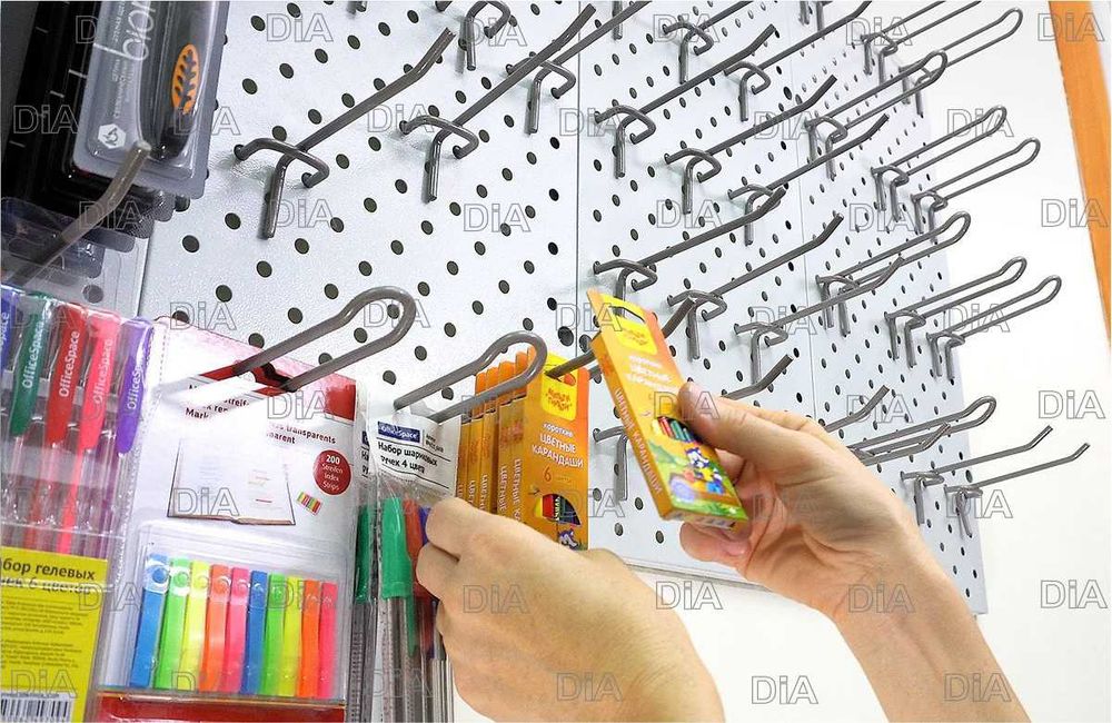 Teshilgan panel, перфопанель, do'konda ilgaklar uchun panel