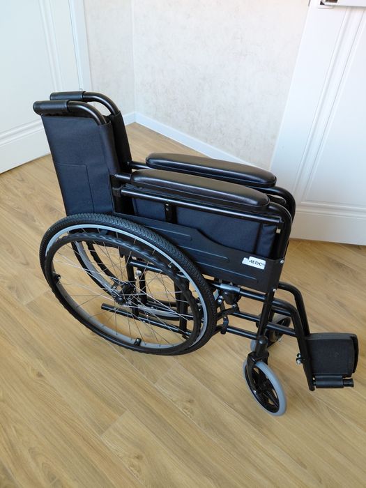 Инвалидная коляска