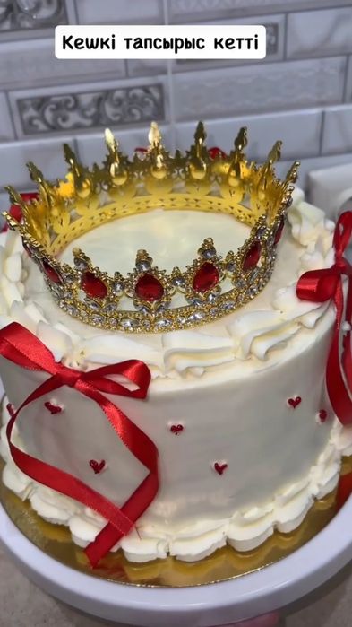 Торты.Торт с короной