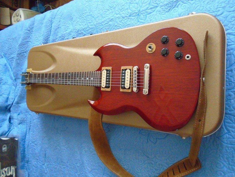 Продавам китара Gibpson SG Special 2015