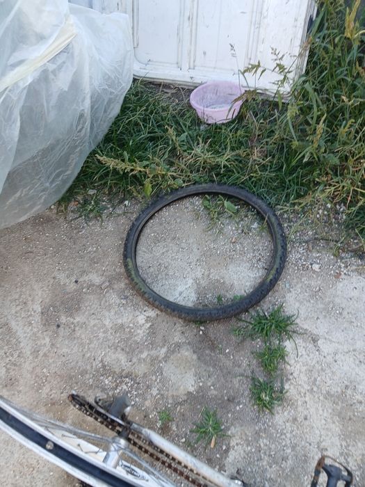 vând piese de bicicleta