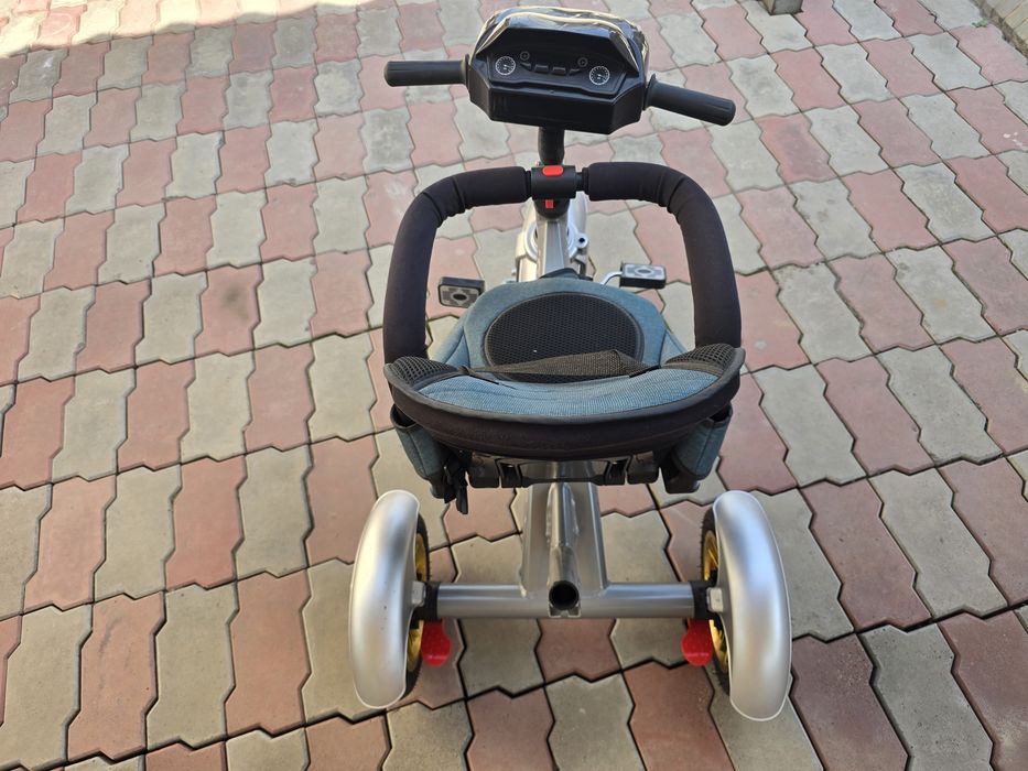 Трех колесный велосипед