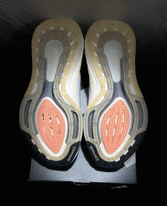 Оригинални adidas Ultraboost 21 FY0375 – размер 41 1/3