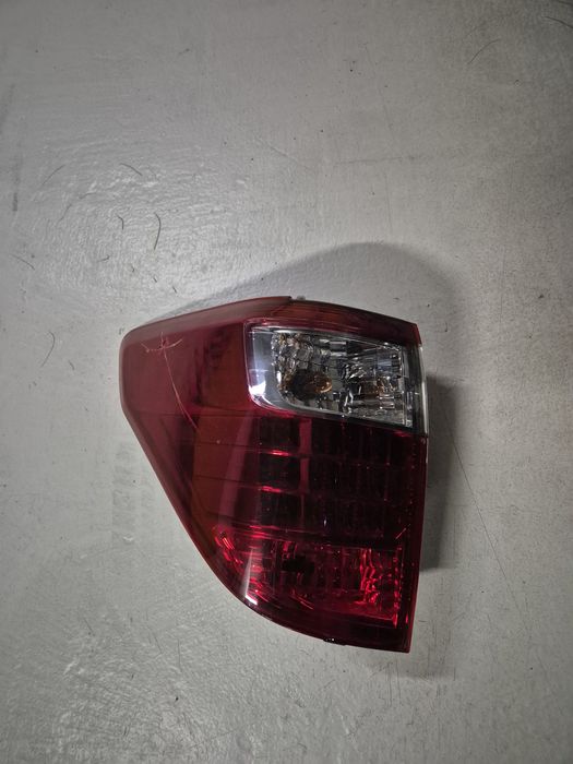 На Toyota Alphard 2009 год Срочно продам цена 15.000