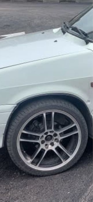 Комплект дисков с резиной