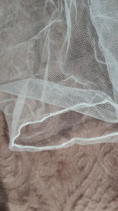 Bentiță „Bride” cu voal din tulle – accesoriu petrecere burlăcițe