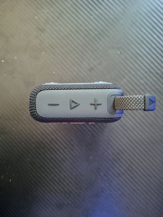 Vând boxă JBL GO 4